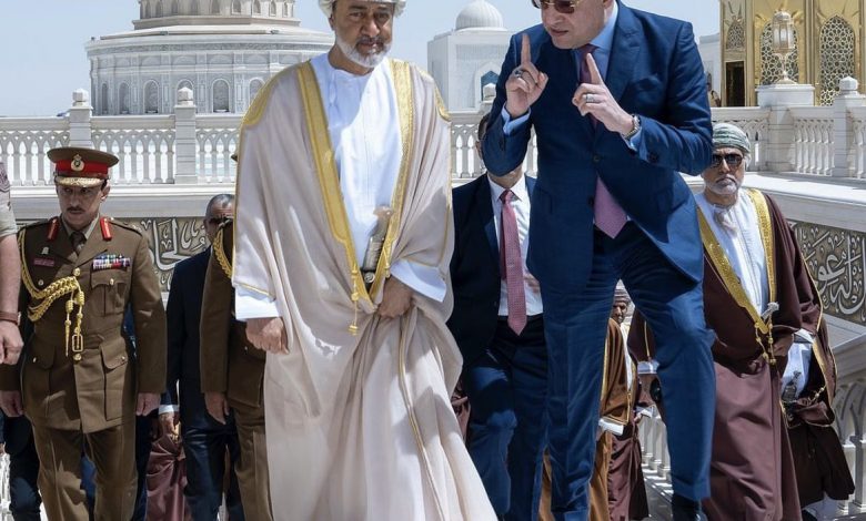 قرينة رئيس الجمهورية وحرم سلطان عمان تزوران العاصمة الإدارية الجديدة 1 FwvYVSyX0AI39v51715368745