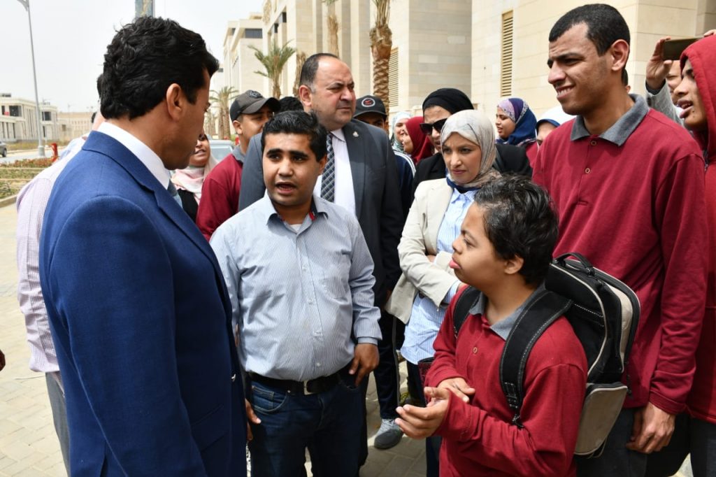 وزير الشباب والرياضة يشهد ملتقى شباب جنوب سيناء .. ويعقد لقاءً حوارياً مع الكيانات الشبابية 1 IMG 20220410 WA01021714838943