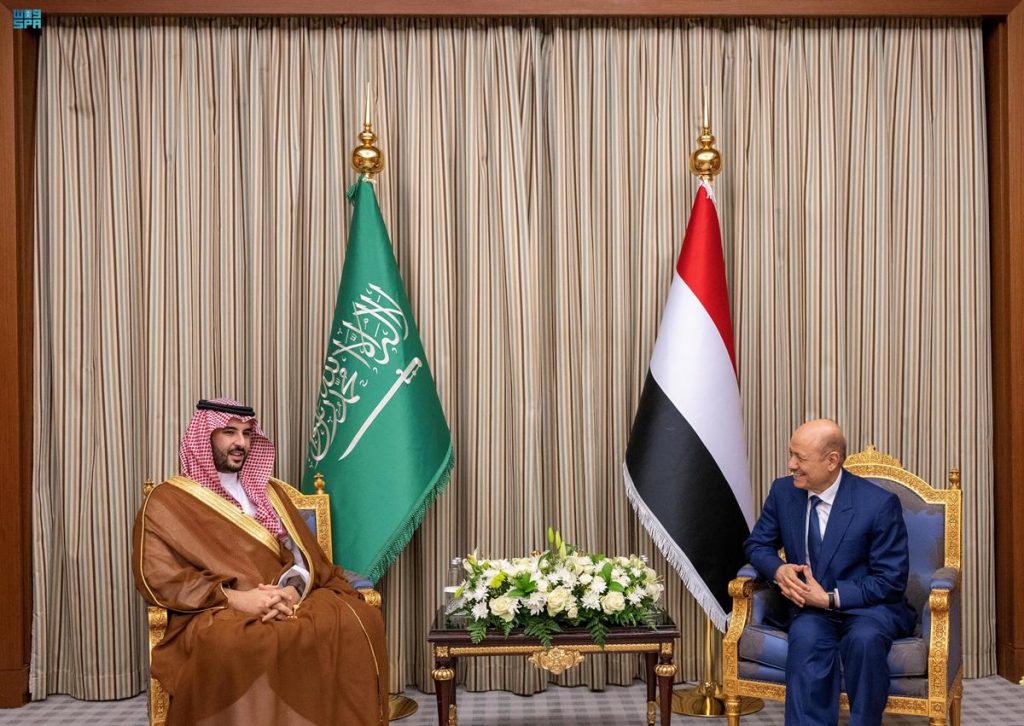 الفريق محمود الصبيحي مستشارا لرئيس مجلس القيادة الرئاسي اليمني لشئون الدفاع والأمن 1 SrgWE457xY7jnLS0ko1rbVvJ70nDsanAkPZjxRff1715541963