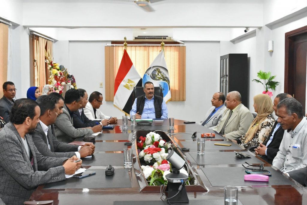 "مياه الأقصر" تعقد اللجنة التنسيقية العليا لمبادرة "صحتنا في بيئتنا" 1 WhatsApp Image 2023 11 27 at 191716907323