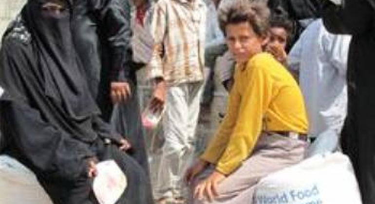 "وول ستريت جورنال": الفلسطينيون يكافحون من أجل الحصول على متطلباتهم الأساسية 1 YEMEN1716283026
