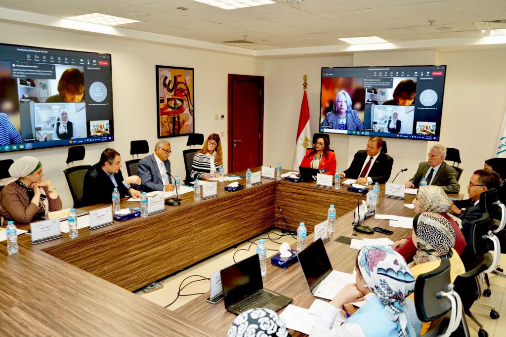 رئيس الاعتماد والرقابة الصحية يبحث آفاق التعاون المشترك مع وفد الوكالة الأمريكية للتنمية الدولية 1 c7f4f8b7 ff03 42eb 8e37 ede5e8bea3201715676784