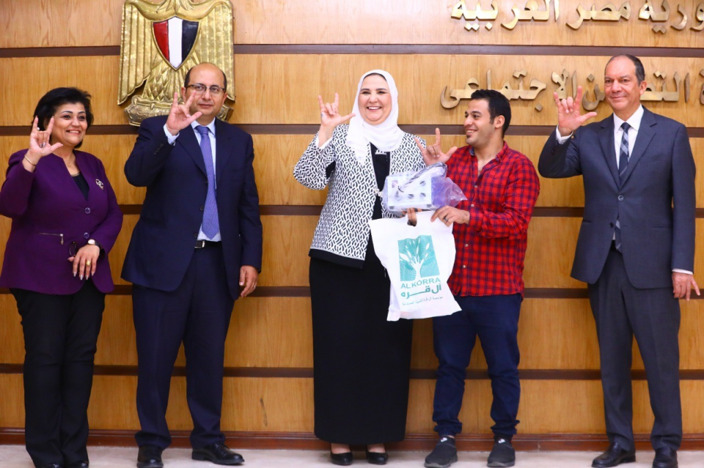وزيرة التضامن تشهد احتفالية تخريج الدفعة الأولي من مدربي رعاية الطفولة بالتعاون مع "اليونيسف" 1 elaosboa613081716811143
