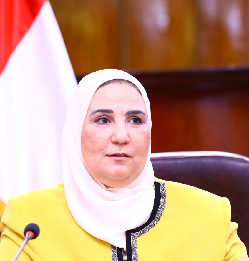 وزيرة التضامن تتابع حادث الطريق الدائري بالقليوبية وتوجه بصرف التعويضات اللازمة لأسر الضحايا 1 elaosboa674531716125404