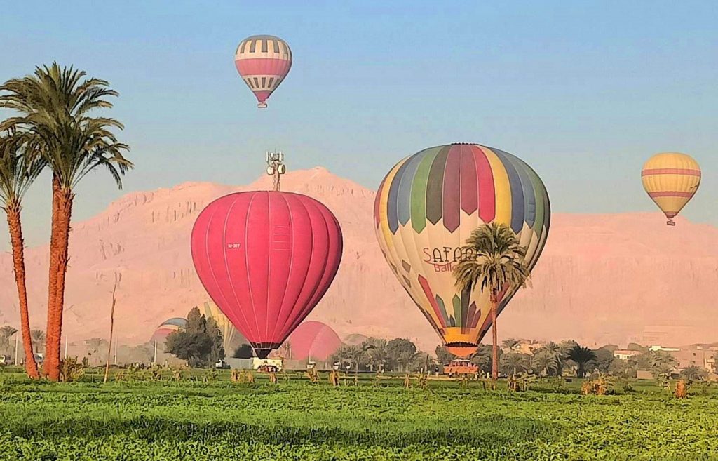 تحليق 69 رحلة بالون طائر في سماء الأقصر وعلى متنها 1550 سائحا 1 elaosboa702641714920243