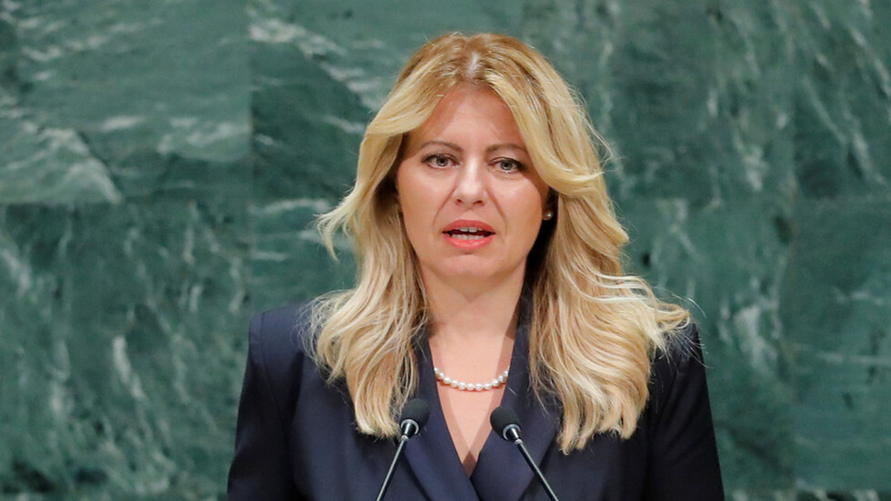 رئيسة سلوفاكيا تدعو الشعب للتحلي بالهدوء عقب محاولة اغتيال رئيس الوزراء 1 image1715862543