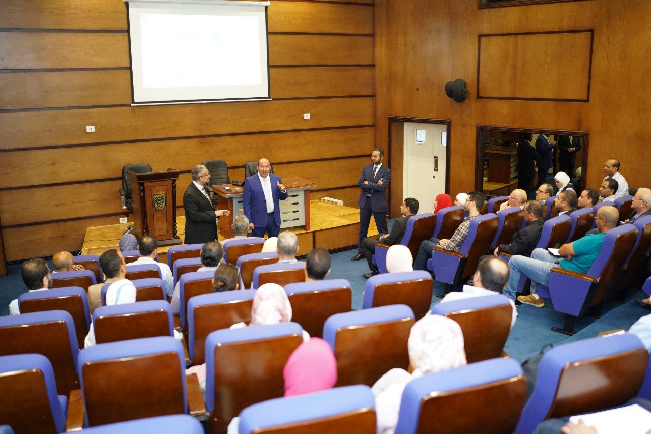 وزارة التخطيط تعقد ورشة تدريبية لكوادرها للتعرف على الاستراتيجية الوطنية لحقوق الإنسان 1 khaligyoun412931716221884