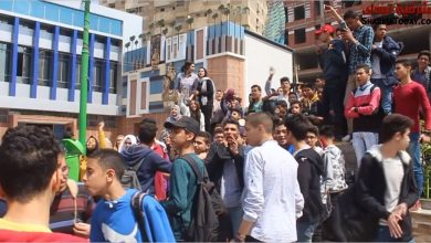 احتجاج طلاب الصف الأول الثانوي بالزقازيق 21715460723