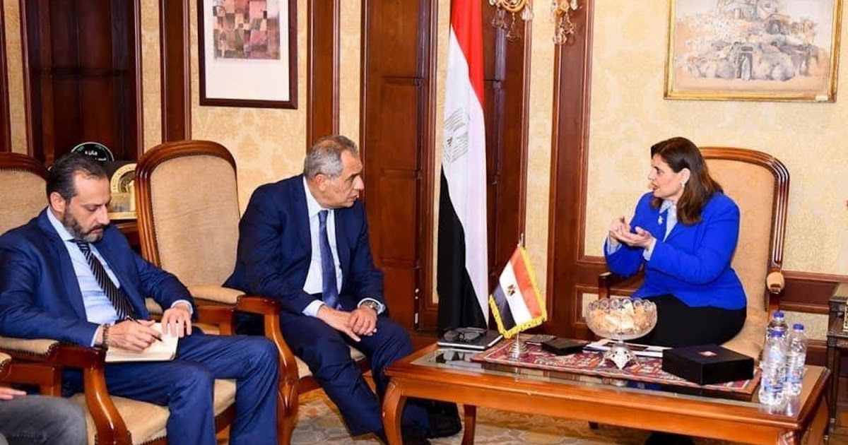 وزيرة الهجرة: الترابط الوطني المصري يقف حائلاً منيعاً ضد أي مساع لزعزعة استقرار الوطن 1 1701911717326663