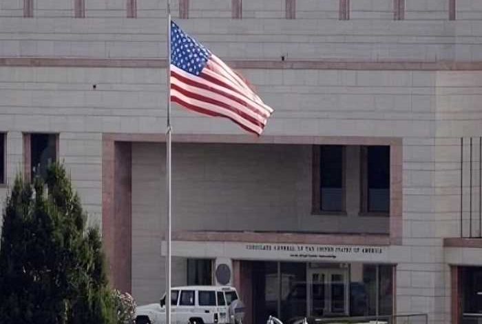 الجيش اللبناني: السفارة الأمريكية في لبنان بمنطقة عوكر تعرضت لإطلاق نار من شخص يحمل الجنسية السورية 1 17107688507012024041305453945391717585506