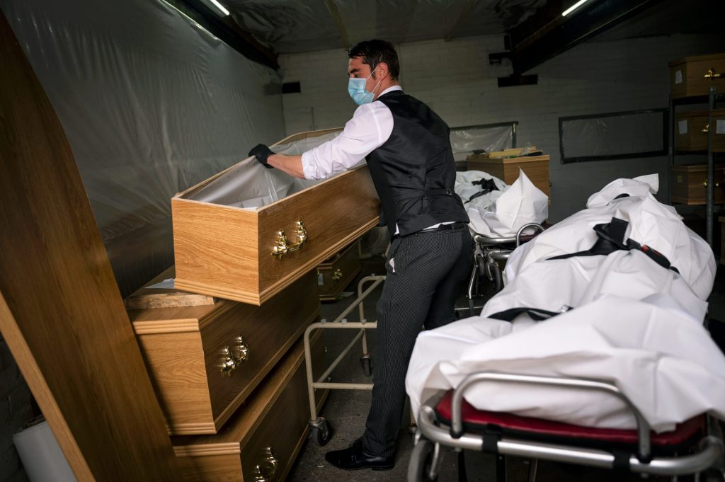 علماء لـ"فاينانشيال تايمز" يُحذرون من تزايد الوفيات الناجمة عن ارتفاع درجات الحرارة في دول العالم الفترة المقبلة 1 1791951719397865
