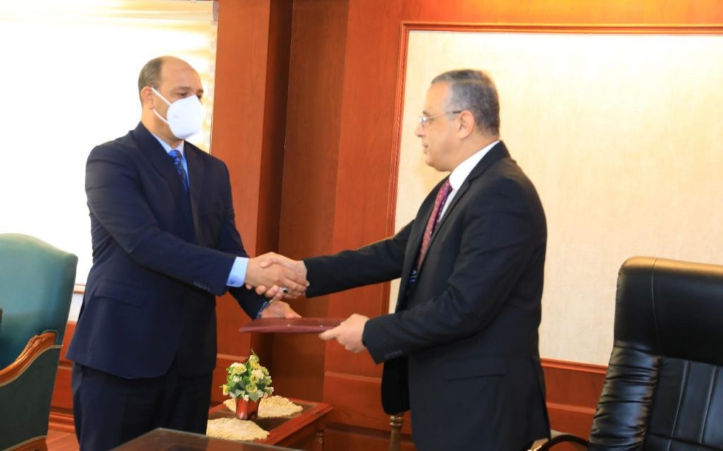 محافظ سوهاج يعتمد نتيجة الشهادة الإعدادية بنسبة نجاح 85.83% 1 2022 2 15 11 3 42 2991717579863