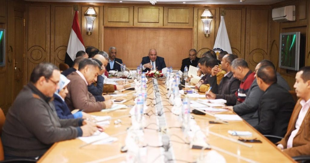 محافظ قنا يوجه بسرعة تنفيذ المشروعات المدرجة ضمن الخطة الاستثمارية 1 295281080 3240157576302781 8347650578875599073 n1718037723