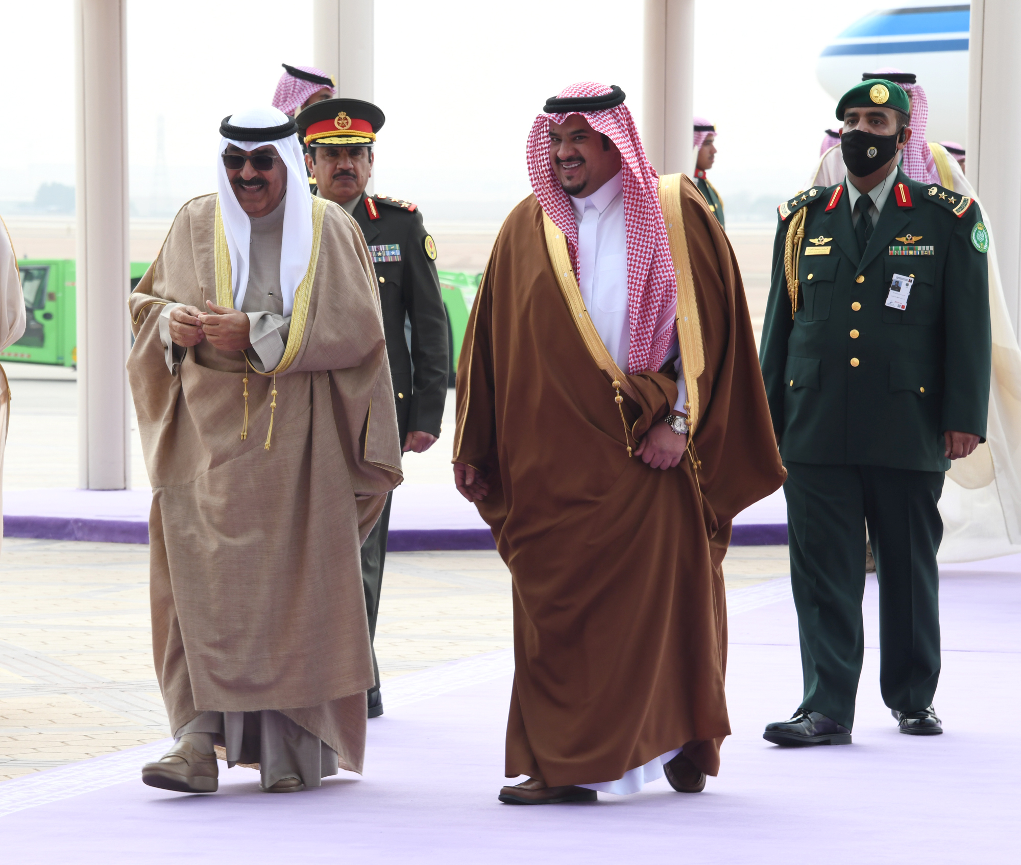ولي عهد الكويت: حريصون على المضي قدما في تطوير التعاون مع السعودية في المجالات كافة 1 2ff8b8fe e553 419f b751 bd91a5ad00301718129584