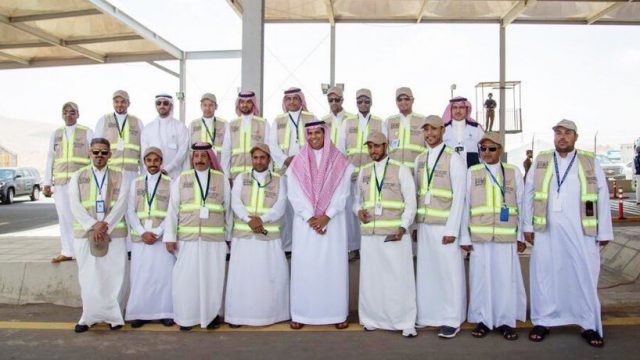 وزير النقل السعودي: 32 تقنية حديثة و47 ألف موظف و27 ألف حافلة لخدمة ضيوف الرحمن 1 EBZAEawWkAE8iv1