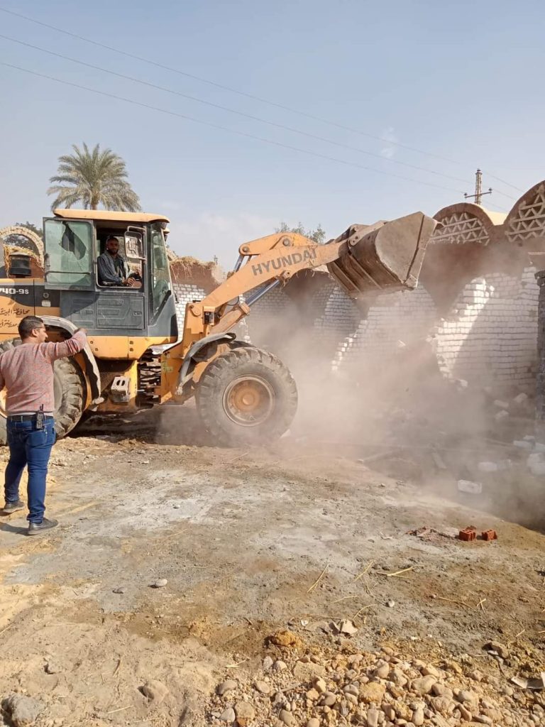 محافظ الجيزة: إزالة 53 حالة بناء مخالف على الأراضي الزراعية خلال أجازة عيد الأضحى 1 FB IMG 16704085492231718887384