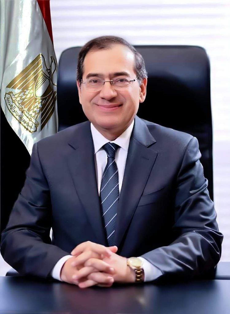 وزير البترول يصدر حركة تنقلات محدودة 1 FB IMG 16821523630821719490326