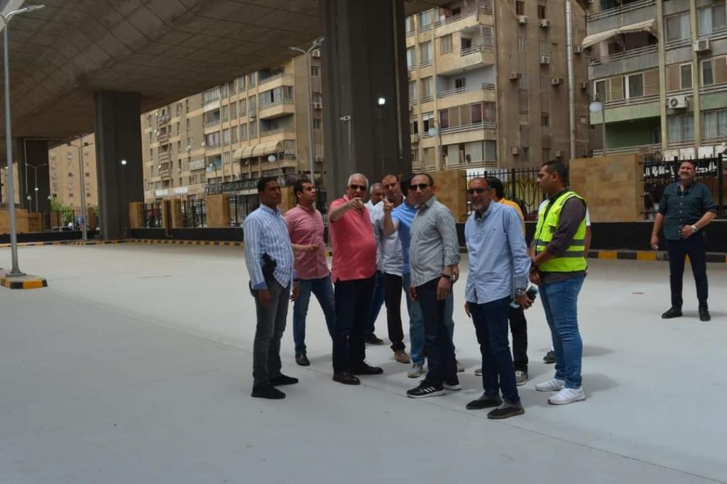 محافظ الجيزة يعلن تشغيل مجمع مواقف "السرفيس" الحضاري الجديد بالبوهي لخدمة أهالي إمبابة 1 FB IMG 16851808567921719401408