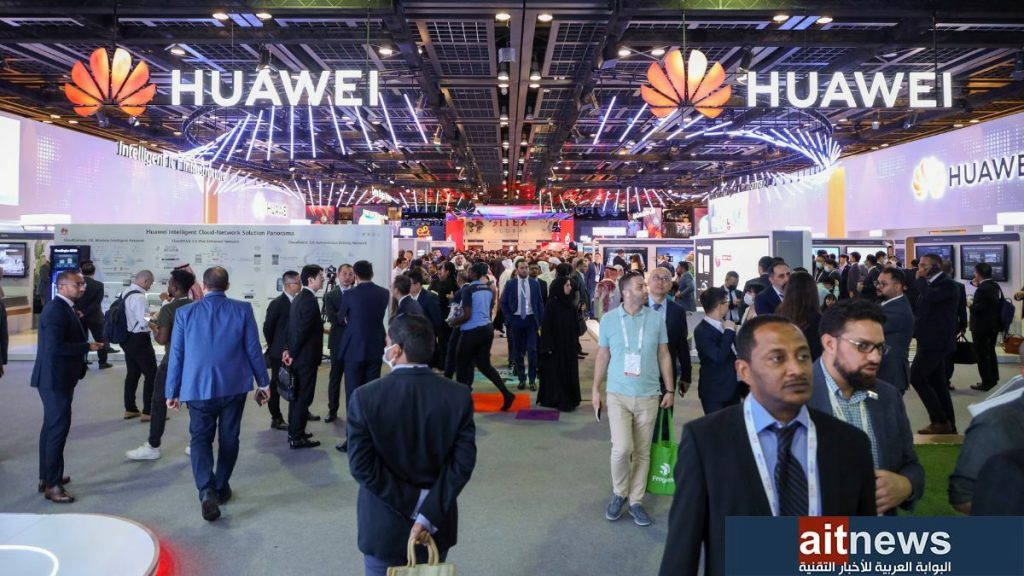 نشرة جلوبال (3):Huawei تُقدم مولد الطاقة المتجددة والسلامة والرقمنة في الأسواق، وتعرض حل FusionSolar في المعرض الأوروبي للطاقة الشمسية (Intersolar Europe) لعام 2024 1 Huawei Gitex 20231719079023