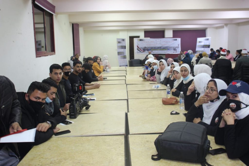 "الشباب والرياضة" تطلق المنتدى التثقيفي لطلاب جامعة الأزهر تحت شعار "بسواعد الشباب تبني الأمم" 1 IMG 20210405 WA01241719314464