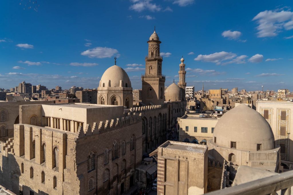 بعد فوز "القاهرة" بعاصمة السياحة بمنظمة التعاون الإسلامي.. خبراء يشيدون: حركة التطوير ستزيد أعداد السائحين 1 Old Cairo 16001717654684