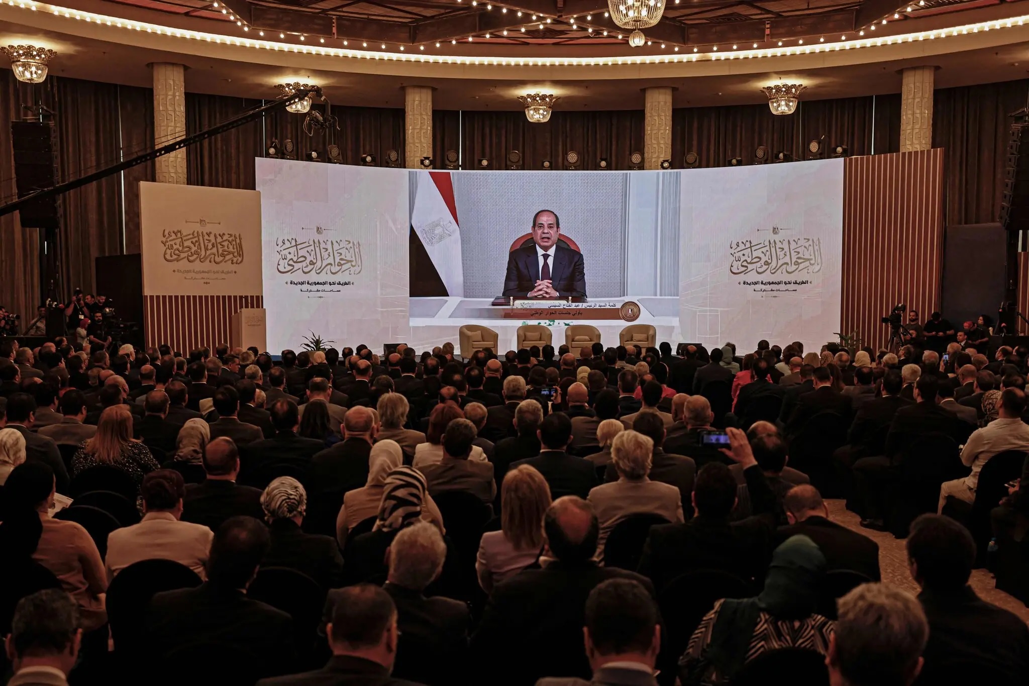 نيويورك تايمز:مواجهة بين إصلاحي ومحافظ متشدد في جولة الإعادة في انتخابات الرئاسة الإيرانية 1 Untitled1719748030