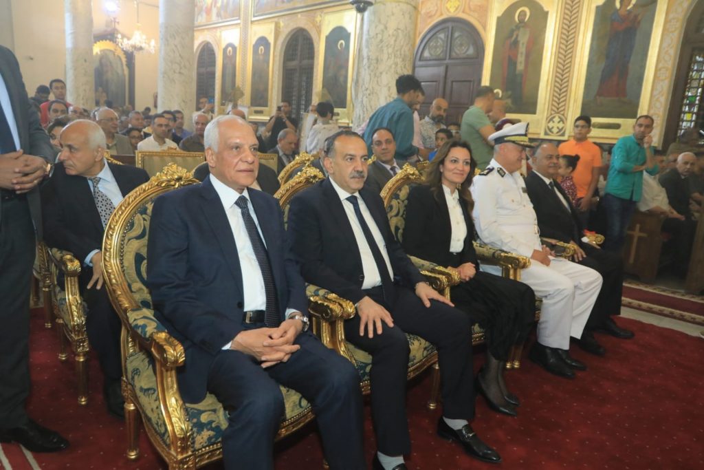 محافظ قنا:تماسك الشعب المصرى ووحدته هي الدعامة الرئيسية للاستقرار والتنمية 1 elaosboa640811718118125