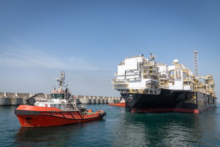 وصول المنصة العائمة إلى السواحل الموريتانية السنغالية لإنتاج الدفعة الأولى من الغاز المسال 1 gaz11717505104