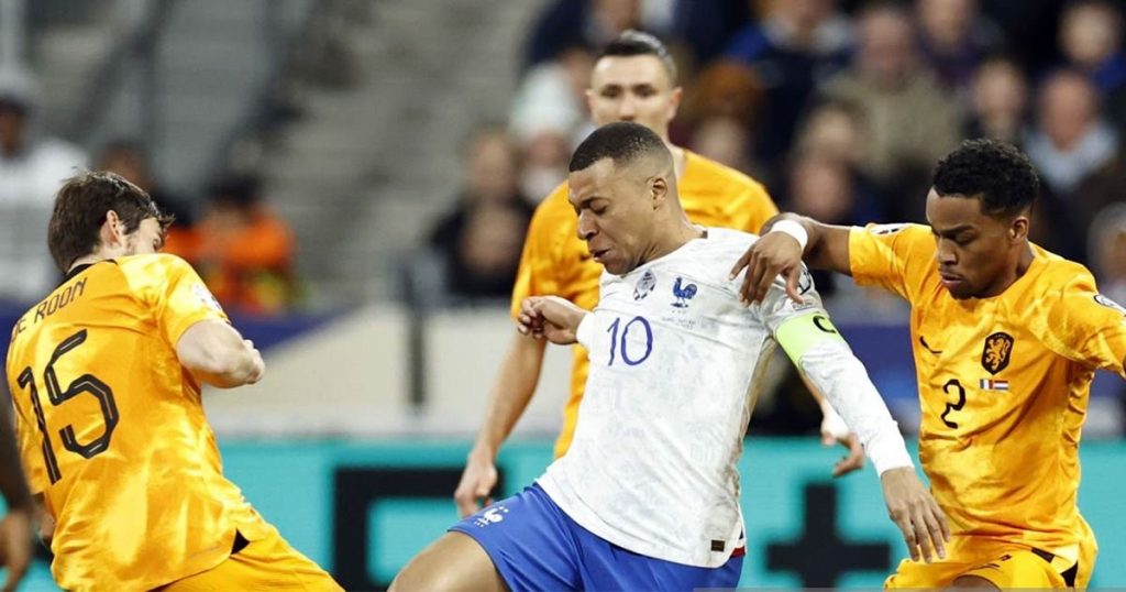 التعادل السلبي يخيم على مباراة فرنسا وهولندا في يورو 2024 1 match report france vs netherlands euro qualification round 11719004743