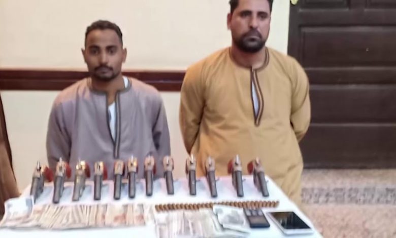 ضبط 5 أشخاص في قنا والجيزة لقيامهم بالإتجار في المواد المخدرة 1 maxresdefault1719397625