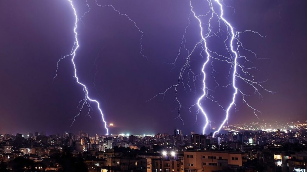 مصرع وإصابة 64 شخصا جراء صواعق رعدية في الهند 1 عواصف1720782005