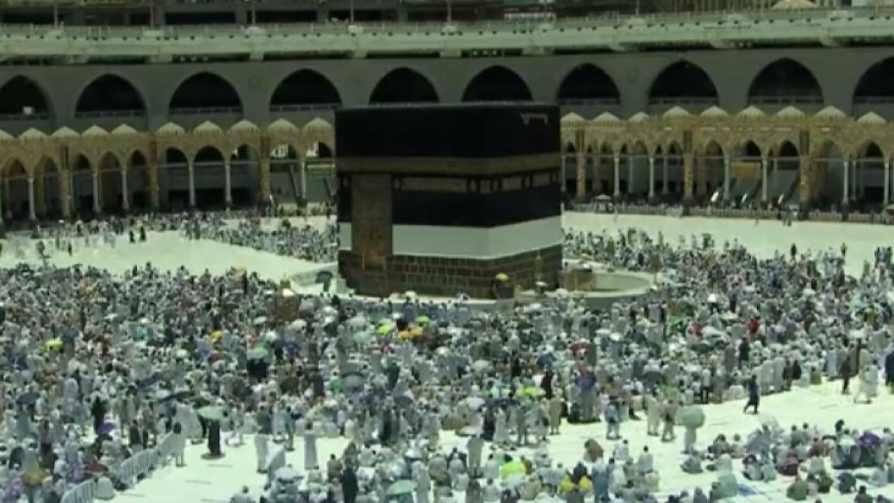 بدء تعامد الشمس الثاني والأخير لعام 2024 على الكعبة المشرفة.. واختفاء ظلها 1 0e6e0530 d06f 4d1b be6a b277bd8096811721036344