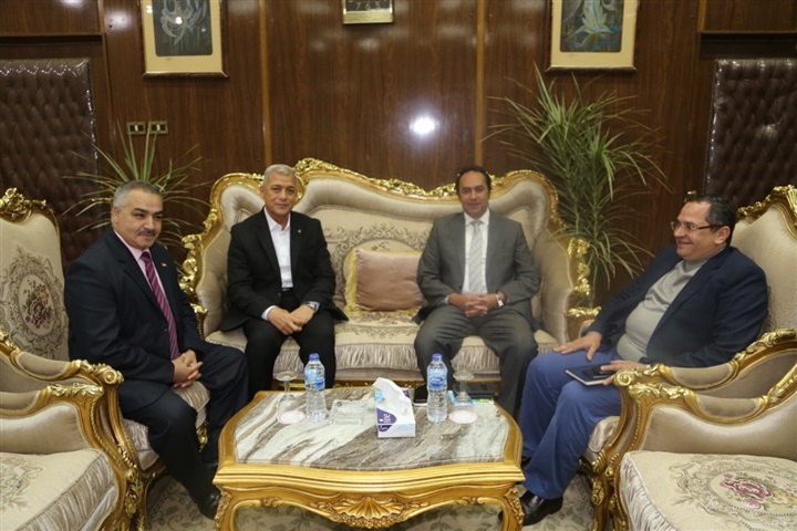 وزير التربية والتعليم يواصل جولاته بالمحافظات بزيارة القليوبية لاستعراض سبل تطوير المنظومة التعليمية 1 1021721980984