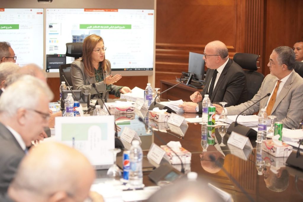 وزيرة التخطيط: بنك الاستثمار القومي أحد الأذرع الاقتصادية والاستثمارية المهمة للدولة لتنفيذ خططها للتنمية 1 121721638444