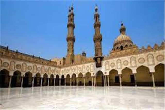 الأزهر: استهداف الاحتلال للنازحين في المناطق الآمنة بخان يونس تجرد من كل القيم الدينية والأخلاقية 1 145661720944485
