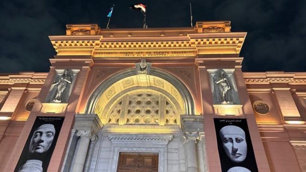 وزارة السياحة والآثار: المتحف المصري بالتحرير في حالة جيدة ويستقبل زائريه 1 16813058162700528001721327283