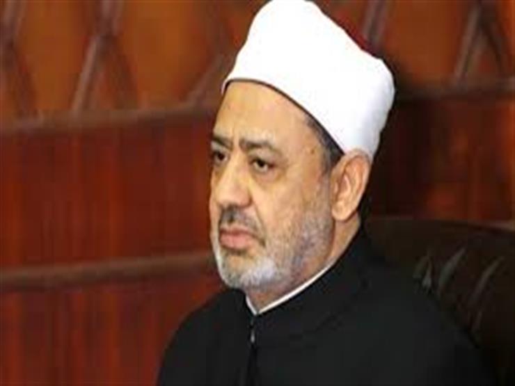شيخ الأزهر يقرر ندب الدكتور محمد المحرصاوي رئيسًا لأكاديمية الأزهر لتدريب الأئمة والوعاظ 1 2017 5 26 11 25 31 2971721146923