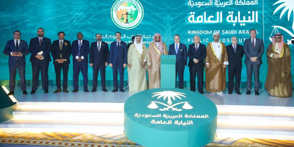 النائب العام يشارك في اجتماع اللجنة التنفيذية لجمعية النواب العموم العرب بالسعودية 1 2022111603265526551721236927