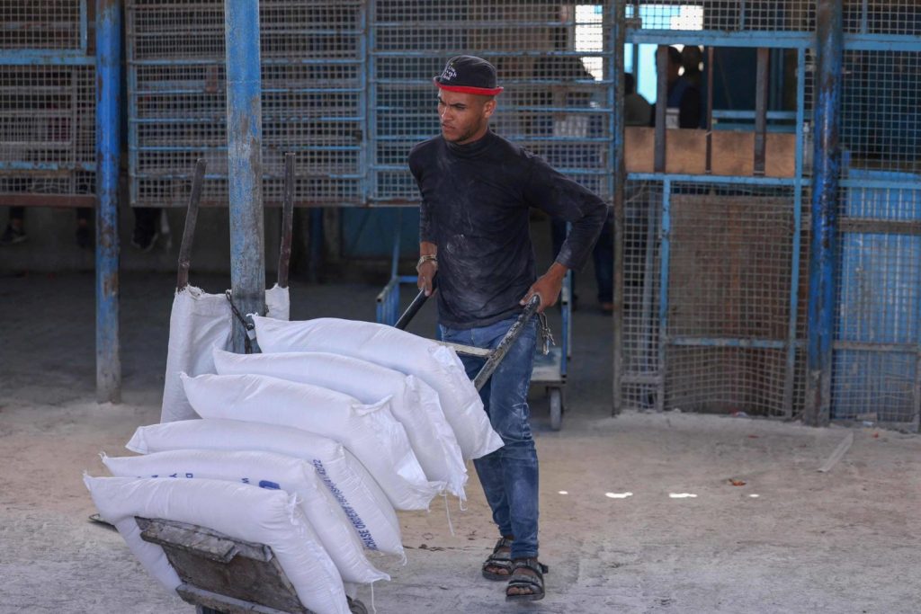 "الأونروا" : 3ر2 مليون فلسطيني في قطاع غزة .......... إضافة أولى وأخيرة 1 217078 01720809603