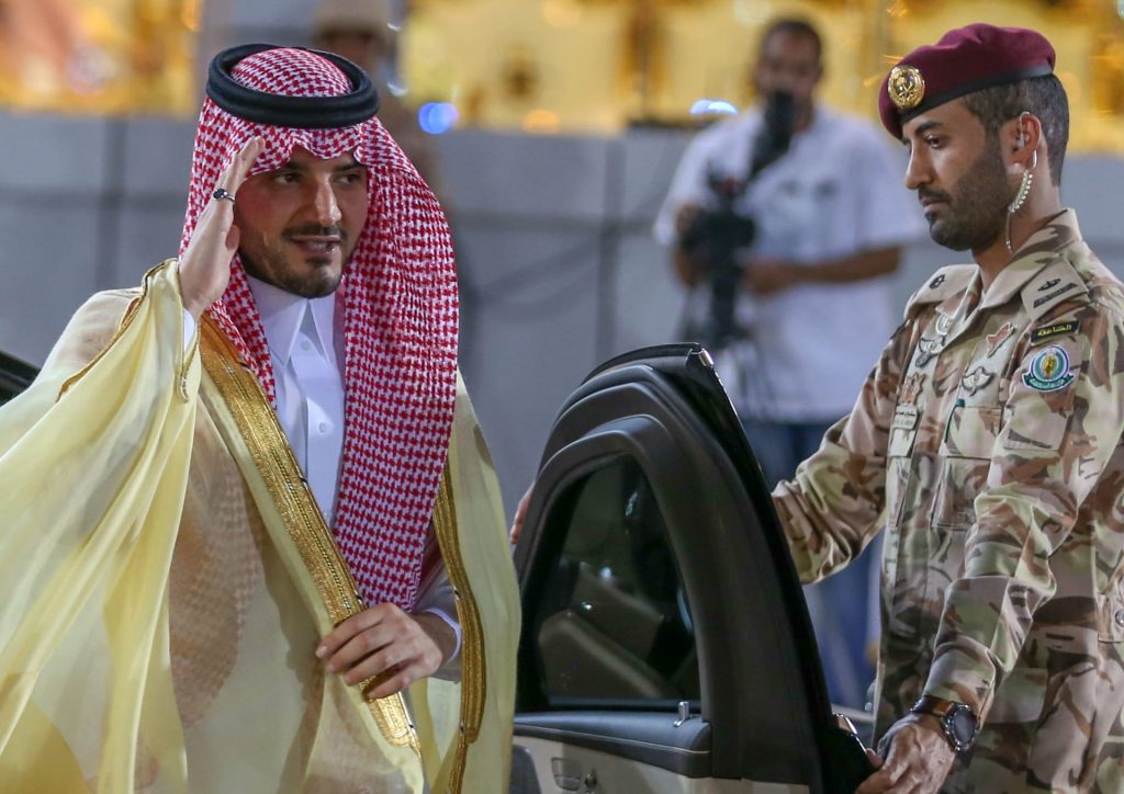 وزير الداخلية السعودي يطلع نظيره الكويتي بمستجدات العثور على جثة كويتية في صحراء السعودية 1 2452361720517584