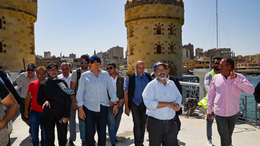 وزير الري: مشروعات حماية الشواطئ بالإسكندرية تهدف لمواجهة الآثار السلبية لتغير المناخ 1 29 9 2023 16 51 37 GomhuriaOnline 5516959954971722321243