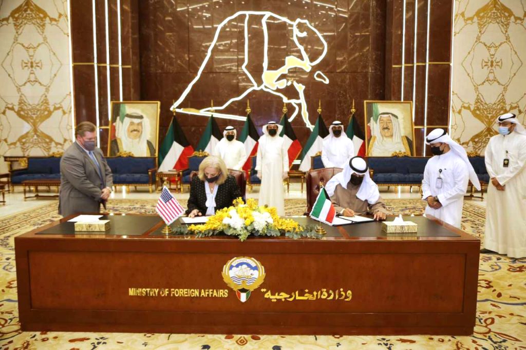 الكويت والولايات المتحدة يبحثان التعاون الاستراتيجي وتعزيز العلاقات الثنائية 1 2c722dd7 4859 4f5d baa5 900b39b8ceb21720016886