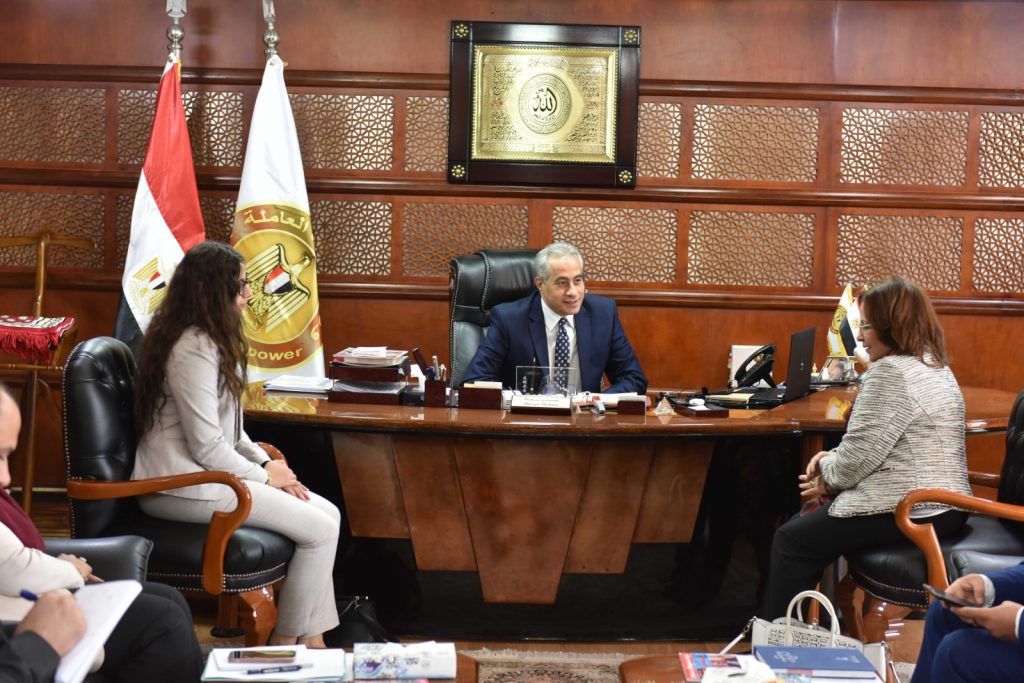 وزير العمل: الدولة ماضية قدما نحو تنفيذ الخطة الوطنية لمكافحة أسوأ أشكال عمل الأطفال 1 3101719824524