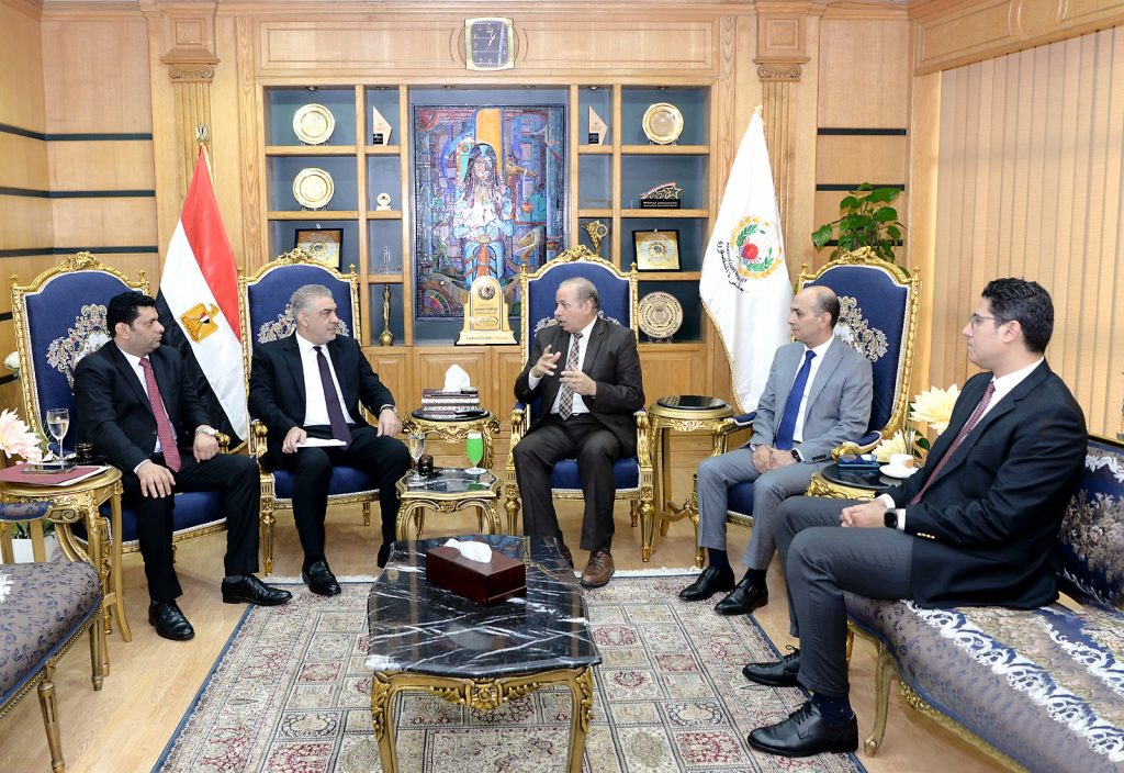 وفد سفارة دولة العراق في رحاب جامعة المنصورة لبحث سبل التعاون الثنائي 1 3851722188582