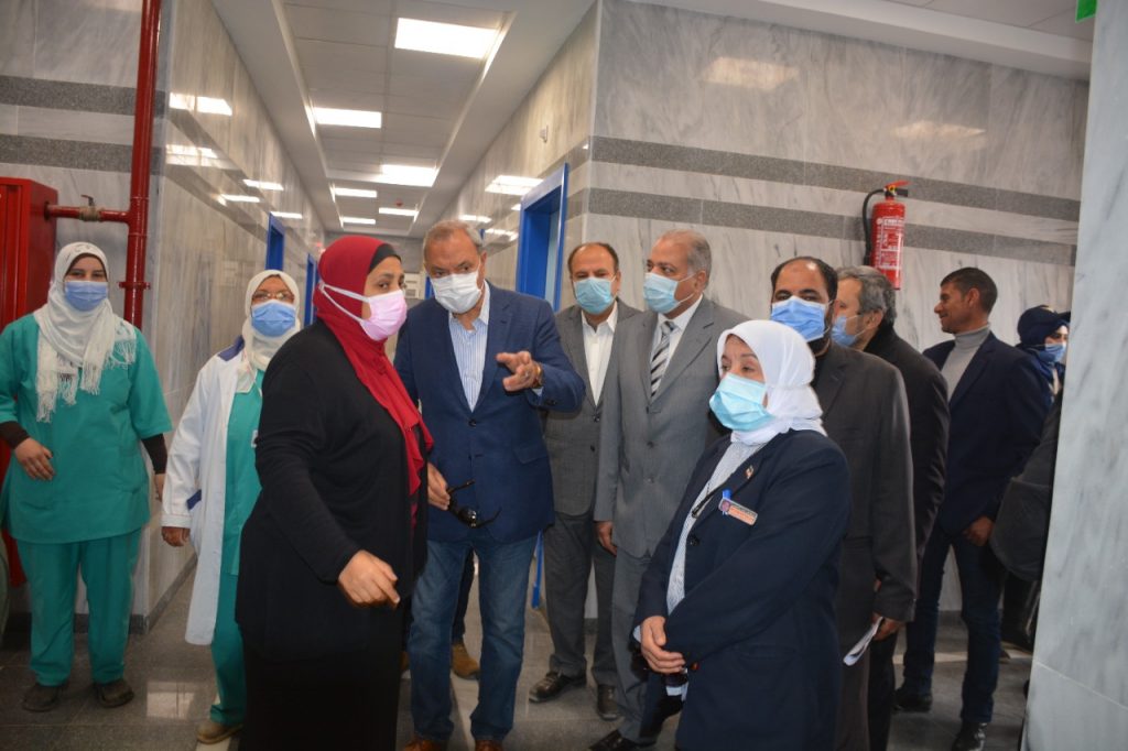 محافظ القليوبية: مستعدون لتقديم كافة أوجه الدعم لجامعة بنها لخدمة الطلاب والمجتمع 1 4901722342243