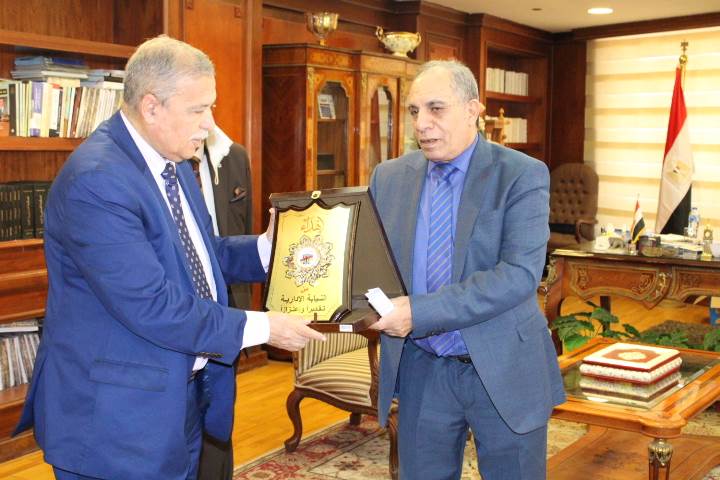 رئيس النيابة الإدارية يؤكد أهمية التعاون بين الهيئات والجهات القضائية لتحقيق العدالة الناجزة 1 5081721654824