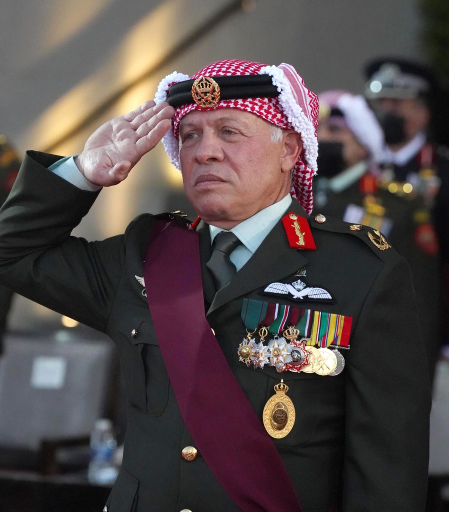 الملك عبدالله الثاني يؤكد ثقته في القوات المسلحة للتعامل مع محاولات المساس بأمن الأردن وحدوده 1 51236591346 625420eef8 b1722170405
