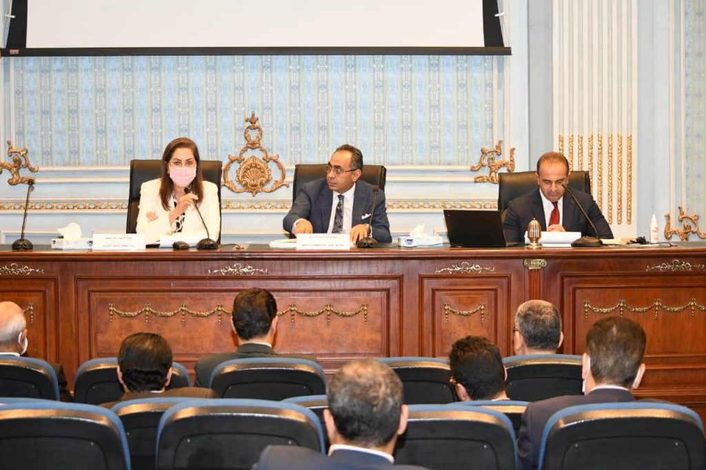 وكيلة مجلس الشيوخ تدعو لخطة شاملة لمواجهة التحديات أمام تطبيق أنظمة الري الحديث 1 54 202105041654581719916266