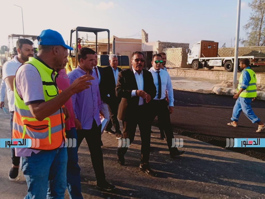 محافظ مطروح يتفقد عددًا من المشروعات الخدمية والبنية التحتية بمدينة الحمام 1 5941722179167