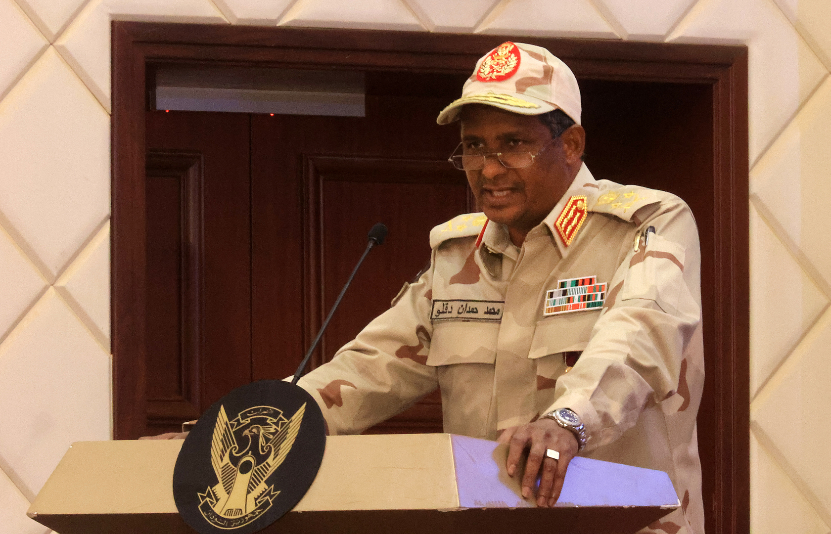 العرابي: مصر تبذل قصارى جهودها لمساعدة شعب السودان على إنهاء أزمته والحفاظ على وحدة وسلامة أراضيه 1 643aea6d4c59b72f7c190b561722319083